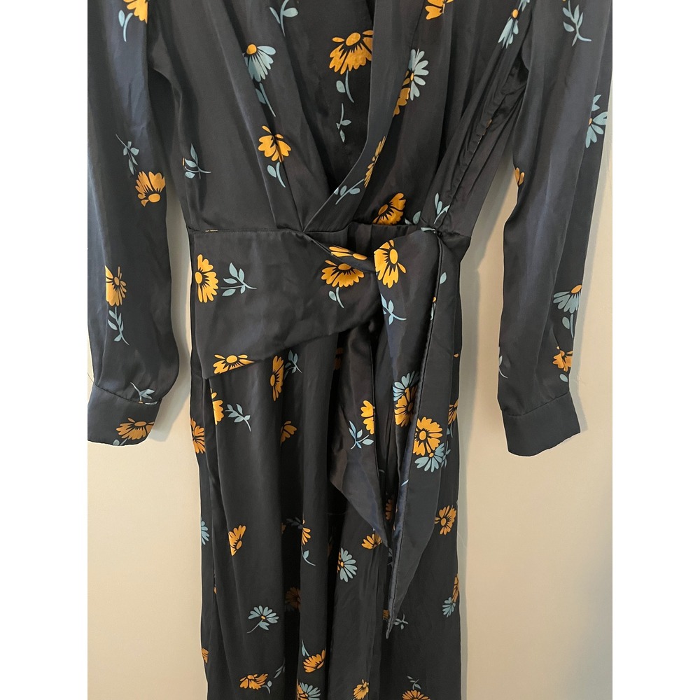 Equipment Femme Vivienne Silk Midi Dress Smokey Blue Floral Daisy size 6 - Picture 12 of 15